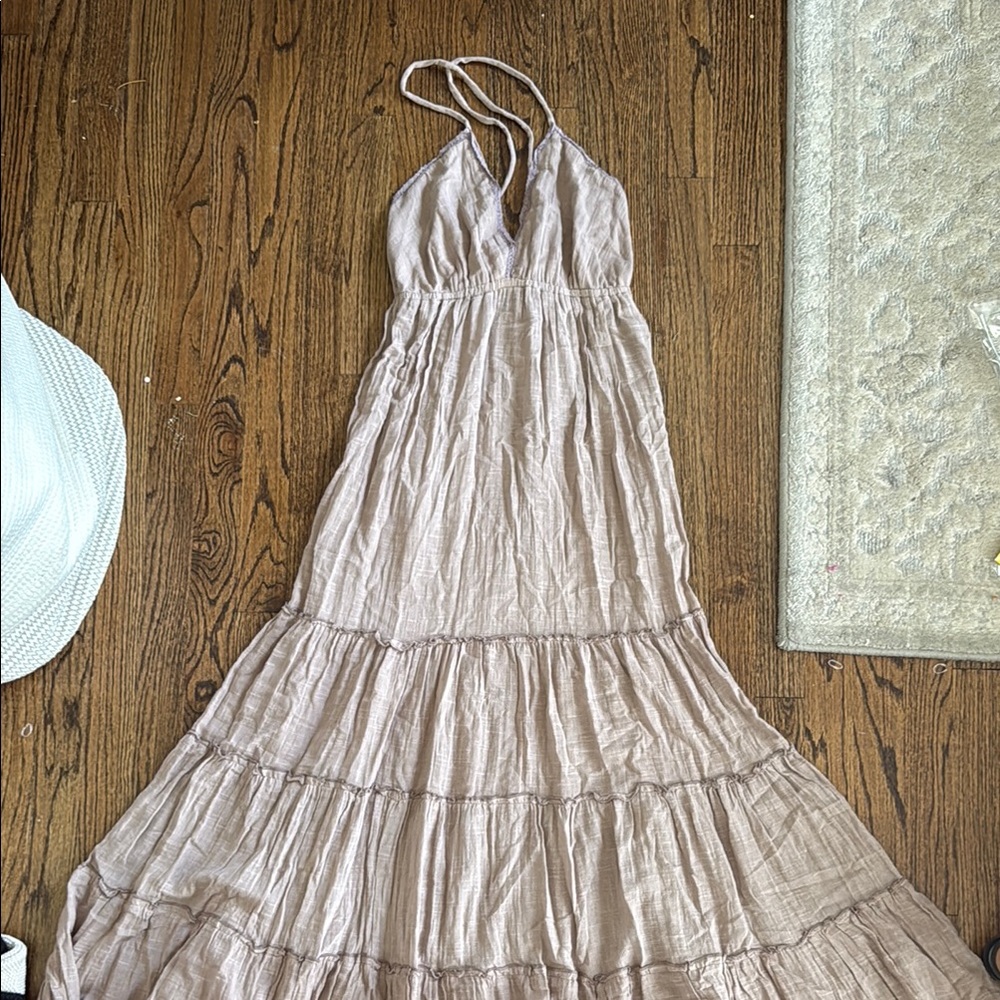 Woman’s Halter summer Maxi Dress in Tan NWOT